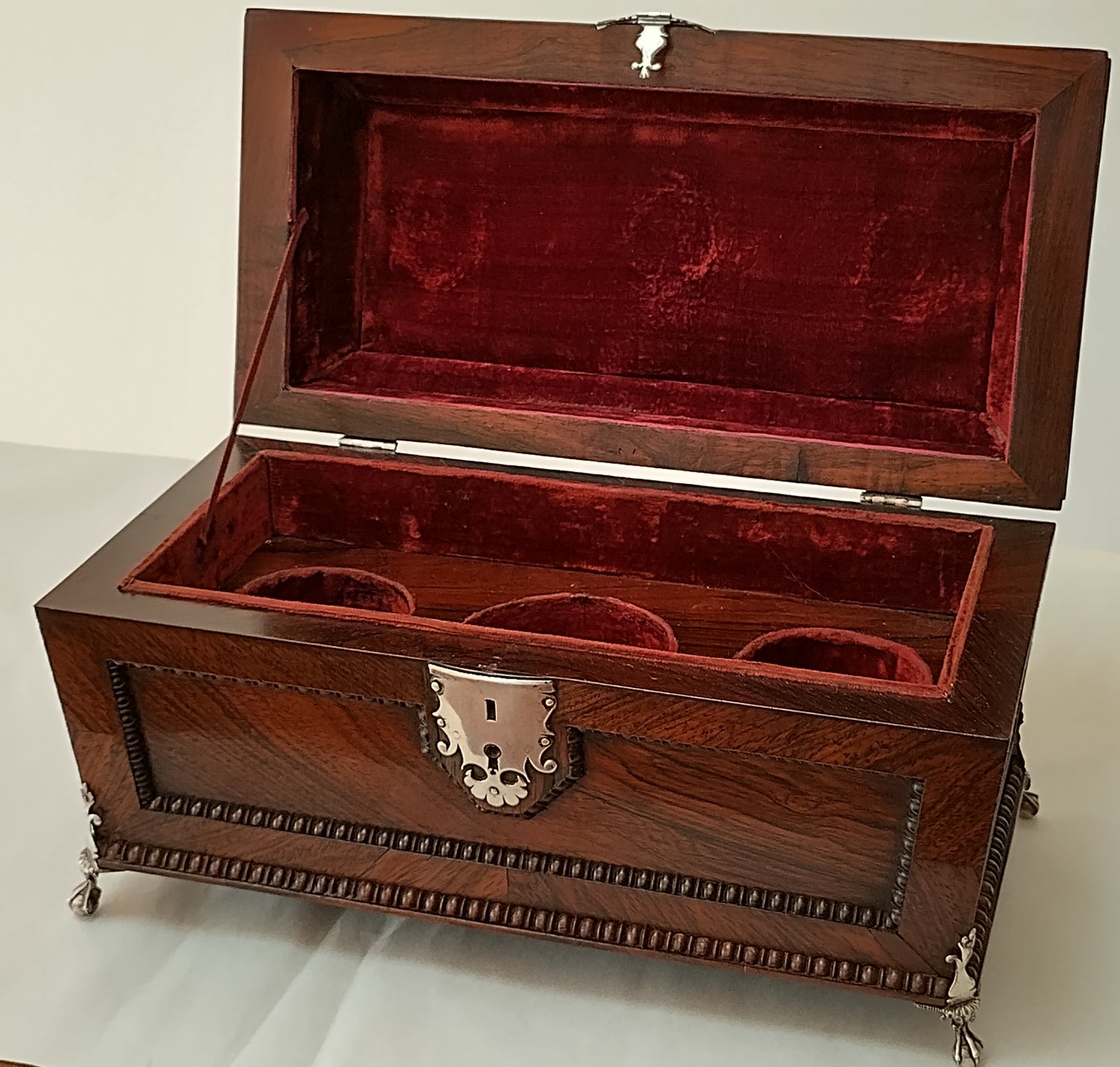 Image 2: the caddy with its silk linings refitted after specialist cleaning